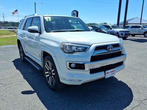 Used 2017 Toyota 4Runner Limited AWD/4WD image 1