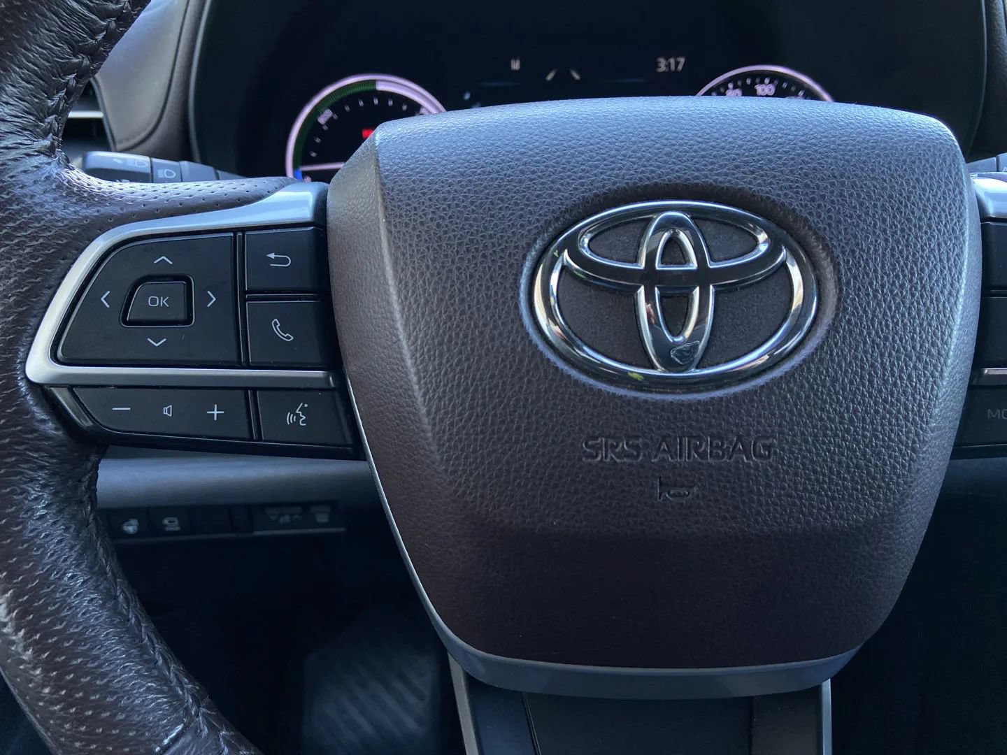Used 2022 Toyota Sienna Platinum AWD/4WD image 15