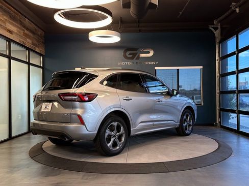 Used 2023 Ford Escape ST-Line image 3