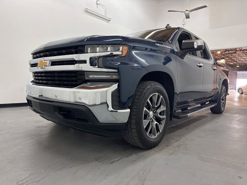 Used 2019 Chevrolet Silverado 1500 LT w/ All-Star Edition image 22