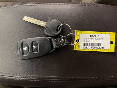 Used 2015 Hyundai Tucson GLS w/ Option Group 02 FWD image 26