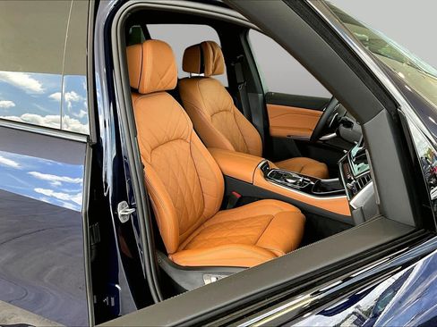 Certified 2026 BMW X5 sDrive40i w/ M Sport Package RWD image 8