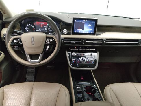 Used 2020 Lincoln Corsair Reserve image 22