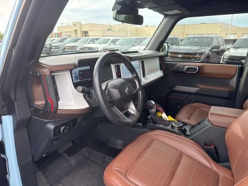 Used 2023 Ford Bronco Heritage Edition AWD/4WD image 8