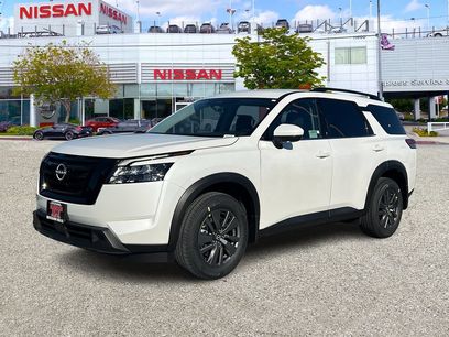 New 2026 Nissan Pathfinder SV