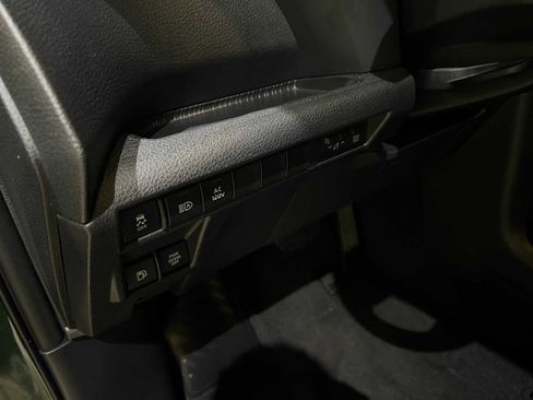 Certified 2025 Toyota Sienna XLE Woodland Edition image 16