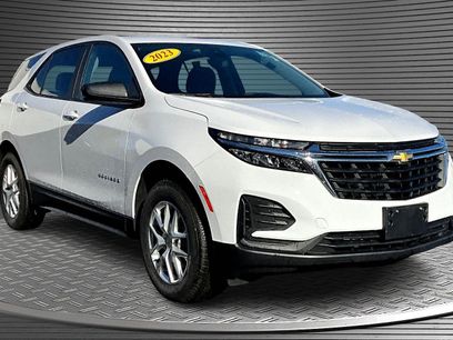 Used 2023 Chevrolet Equinox LS w/ LS Convenience Package