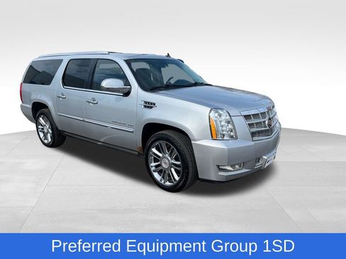 Used 2013 Cadillac Escalade ESV Platinum image 9