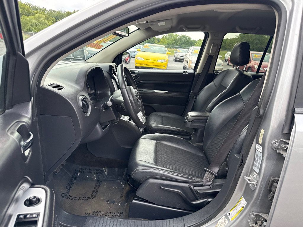 Used 2016 Jeep Compass Latitude AWD/4WD image 8