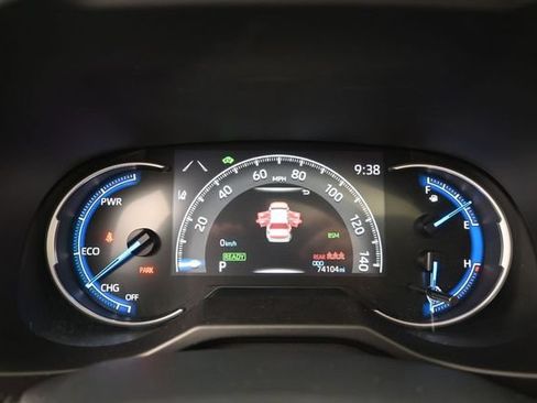 Used 2023 Toyota RAV4 XSE AWD/4WD image 10