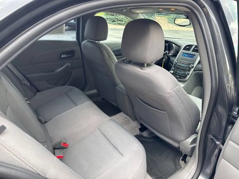 Used 2015 Chevrolet Malibu LS FWD image 19