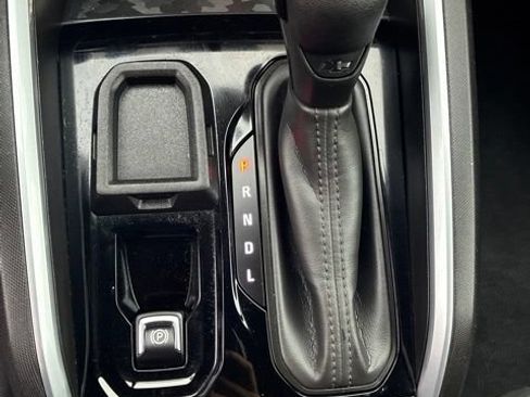 Used 2024 Chevrolet Colorado W/T w/ Safety Package RWD image 14