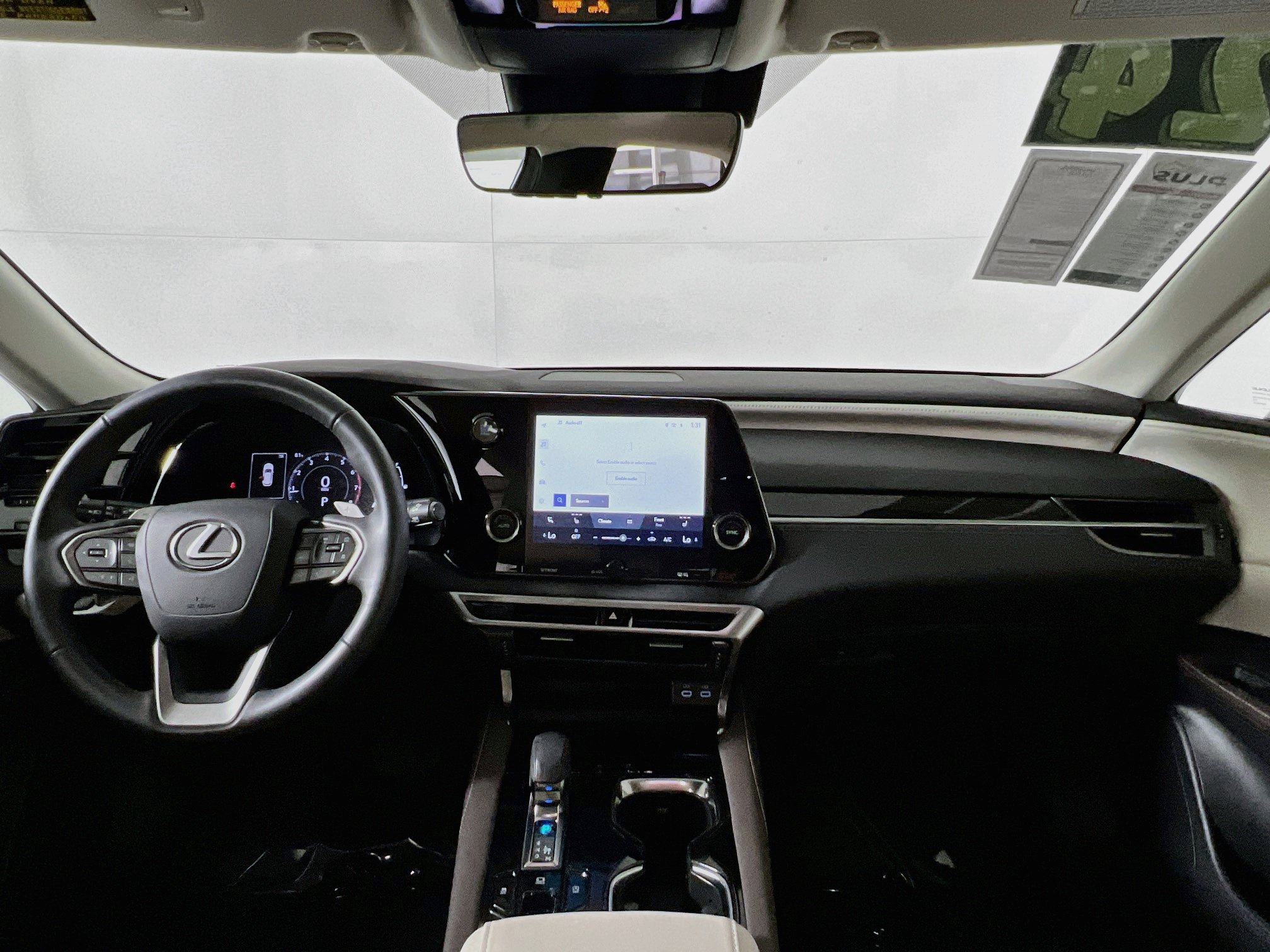 Used 2024 Lexus RX 350 FWD w/ Technology Package image 30