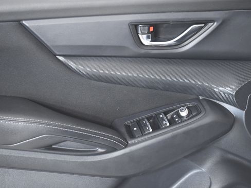 Used 2023 Subaru Ascent Premium w/ Convenience Package image 21