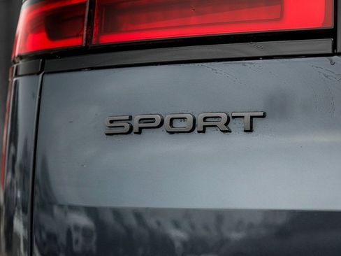 New 2026 Land Rover Range Rover Sport Dynamic SE image 8