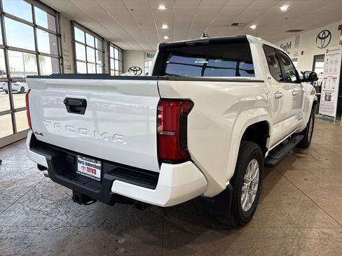 New 2026 Toyota Tacoma SR5 AWD/4WD image 2