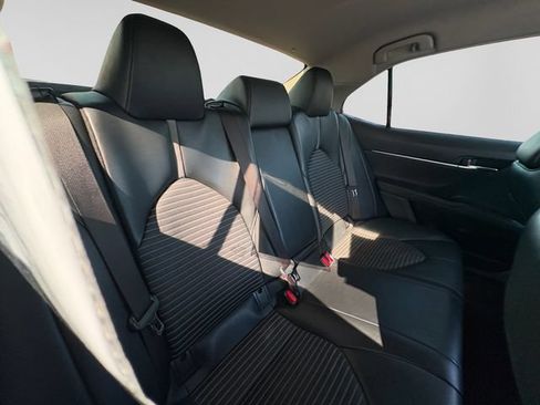 Certified 2022 Toyota Camry SE FWD image 27