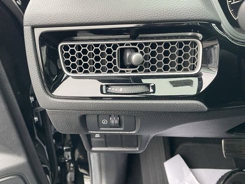 Certified 2025 Honda Civic Sport image 25