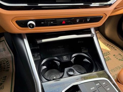 Used 2023 BMW 330e xDrive 330e xDrive w/ Premium Package image 33