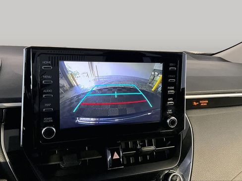 Used 2020 Toyota Corolla LE FWD image 29
