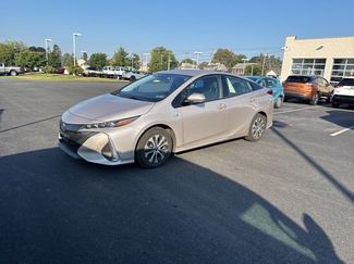 Used 2020 Toyota Prius Prime XLE image 1