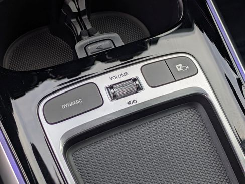 Certified 2025 Mercedes-Benz GLB 250 250 image 26