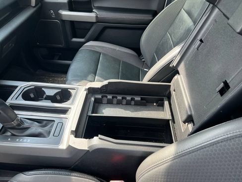 Used 2019 Ford F150 Raptor w/ Equipment Group 802A Luxury AWD/4WD image 16