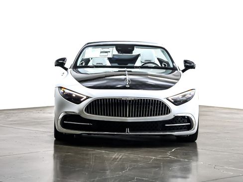 New 2026 Mercedes-Benz Maybach SL 680 image 3