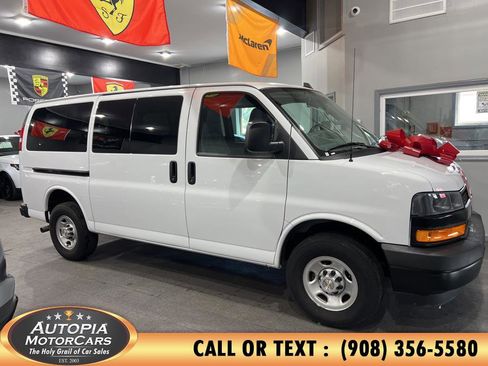 Used 2023 Chevrolet Express 3500 LS image 6