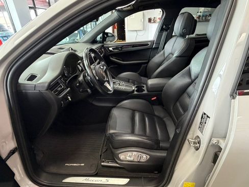 Used 2021 Porsche Macan S AWD/4WD image 51