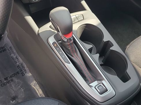 New 2026 Chevrolet Trax RS FWD image 31