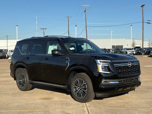 New 2026 Nissan Armada Platinum image 5