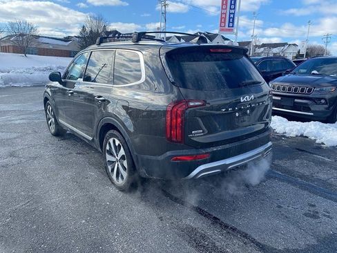 Used 2022 Kia Telluride S image 4