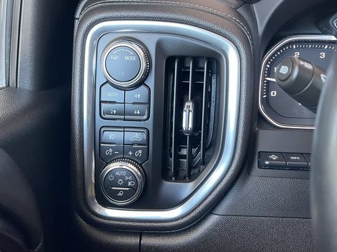 Used 2023 GMC Sierra 3500 Denali w/ Denali Ultimate Package AWD/4WD image 25