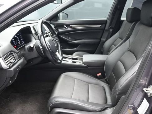 Used 2019 Honda Accord Sport image 7