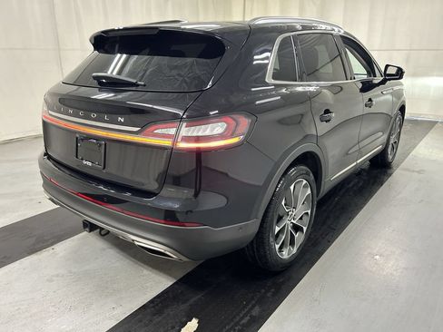 Used 2023 Lincoln Nautilus Reserve AWD/4WD image 7