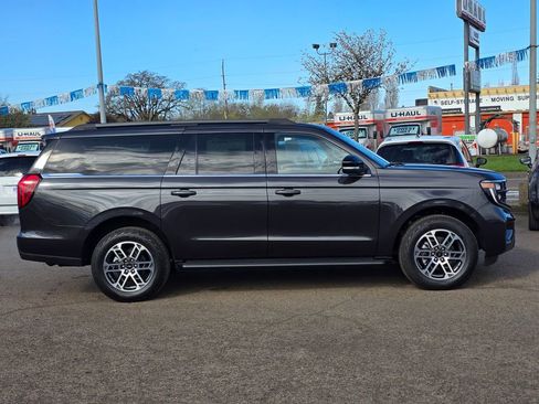New 2026 Ford Expedition Max Active image 32