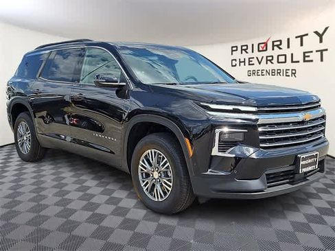 New 2025 Chevrolet Traverse LT w/ Enhanced Driving Package image 3