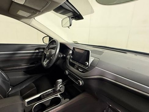 Used 2023 Nissan Altima 2.5 SR FWD image 27