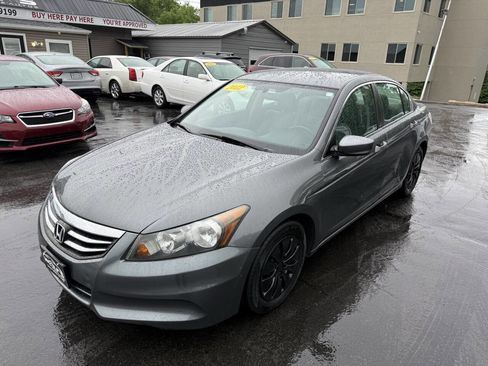 Used 2012 Honda Accord LX image 2