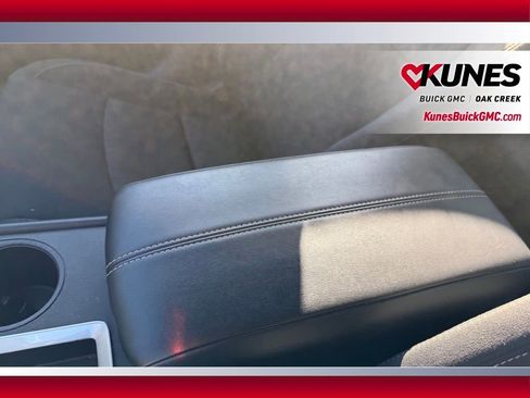 Used 2025 Nissan Altima 2.5 SV image 18