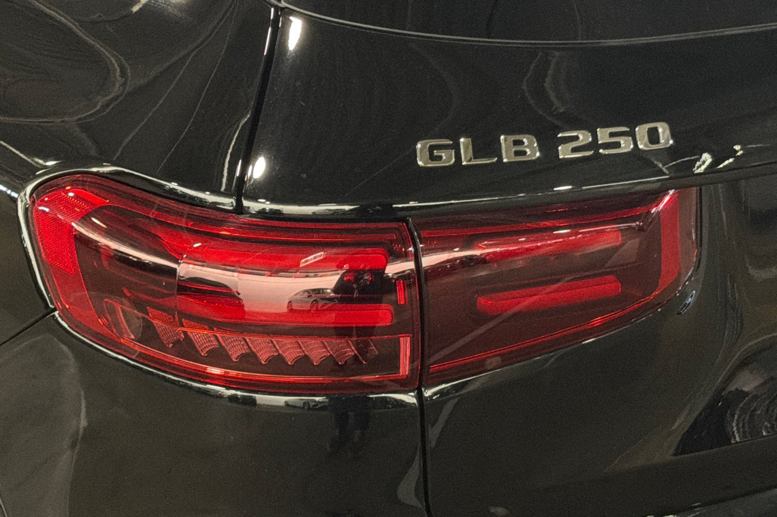 New 2026 Mercedes-Benz GLB 250 image 25