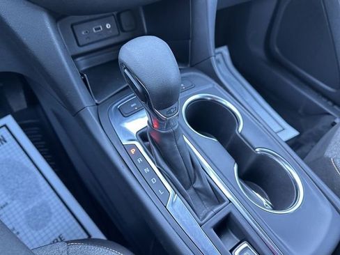 Used 2024 Chevrolet Equinox LT image 15