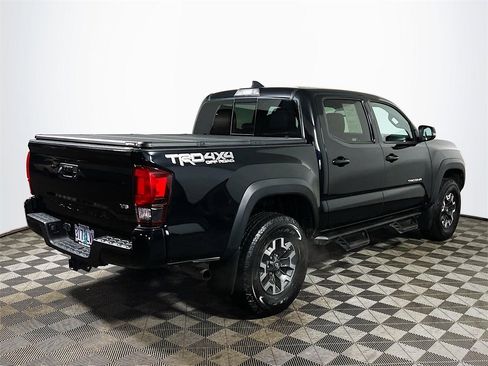 Certified 2019 Toyota Tacoma TRD Off-Road image 8