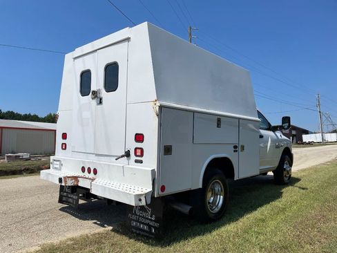 Used 2015 RAM 3500 Tradesman w/ Power & Remote Entry Group RWD image 4