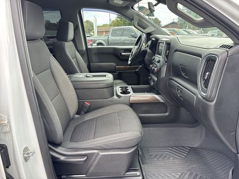 Certified 2021 Chevrolet Silverado 1500 RST image 27