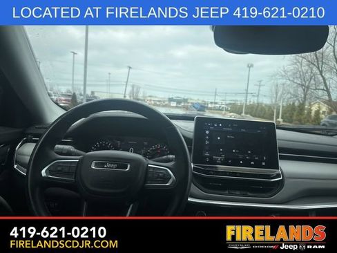 Used 2022 Jeep Compass Limited image 7
