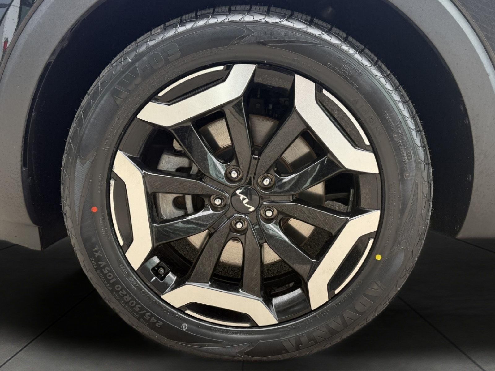 Used 2025 Kia Telluride S AWD/4WD image 7