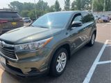 Used 2015 Toyota Highlander LE image 3