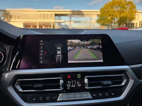 Used 2019 BMW 330i xDrive Sedan w/ Driving Assistance Package image 52